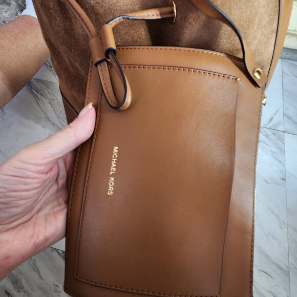 Nwot Michael Kors Cary Brown Suede & Leather w/Pouch Crossbody Bag Purse - Picture 14 of 15
